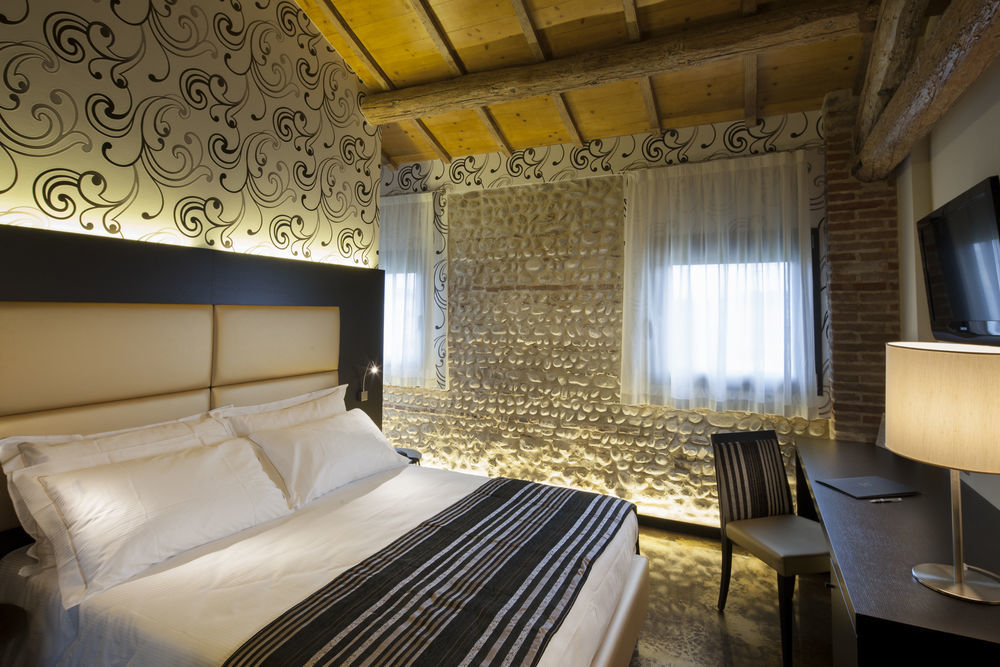 Solaris & 4* Tezze sul Brenta