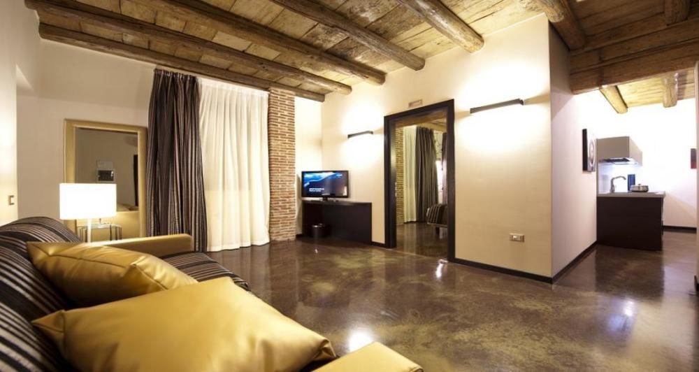 Hotel Solaris &